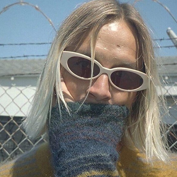 RAEN Optics Tongue Sunglasses - Picture 5 of 5